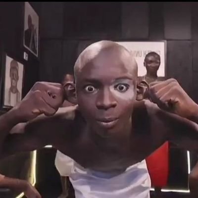 __HUNCHOWAY's profile picture. Gunner.
Web 3 newbie.
Aspiring to be a graphics designer and video editor.