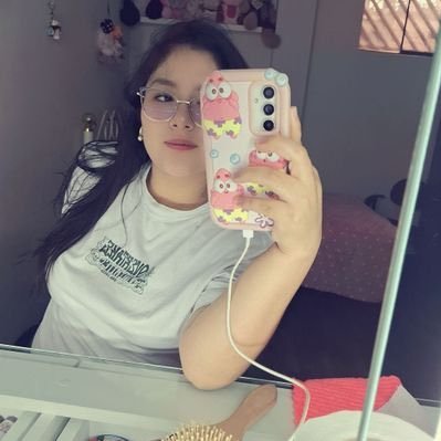 ValVargasL's profile picture. Estudiante de derecho y activista social. Abogando por los derechos humanos, la igualdad y la justicia en mi país.