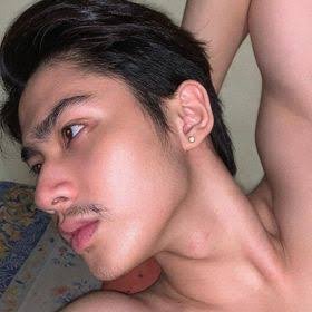 jbjbjbars's profile picture. me myself and i