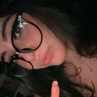 À la recherche d’une relation sérieuse entre la déesse est son esclave offrande obligatoire 💋❤️
