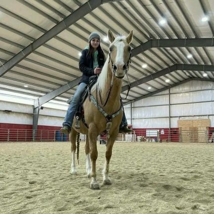 alicewelsh13066's profile picture. love Riding