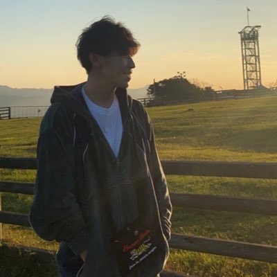 会社員時代に本業を超える副業してました。24歳で借金100万|低賃金ブラック企業から副業1年で脱サラ。「急がば回れ」で0からビジネスの土台を構築|マインド&ノウハウを発信|SNS偏差値38でも本業超えを目指せます。副業学びたい人→フォロー