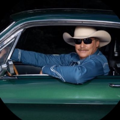 Alan has sold nearly 60 million albums worldwide. He's an 18x ACM, 16x CMA, and a 2x Grammy-winning artist.