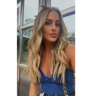34. Deputy Headteacher 🙋🏼📚 Aston Villa fanatic 💜💙 Welsh 🏴Instagram - sophie_williams30 📸