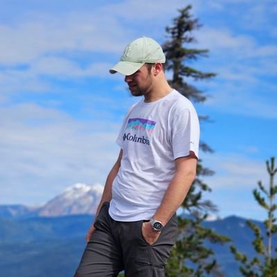 alexkiratzi's profile picture. 