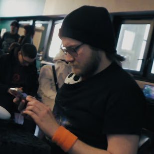 🇫🇷 | Joueur Go Strikers Xtreme 2013/Blader/Smasher ( Banjo, Sora ) | INFP | Inazuma/Sonic/Pokemon/Kingdom Hearts | @pv_yuki01