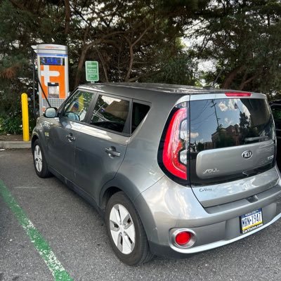 chrgingmysoul's profile picture. 