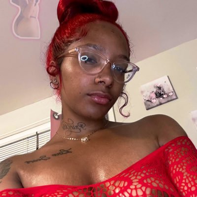 FOLLOW MY NEW PAGE 👸 ACCOUNT GOT Banned at 35k followers 😭💔 MEETUP & FT 👅🥺 DM FOR Info ℹ️💰