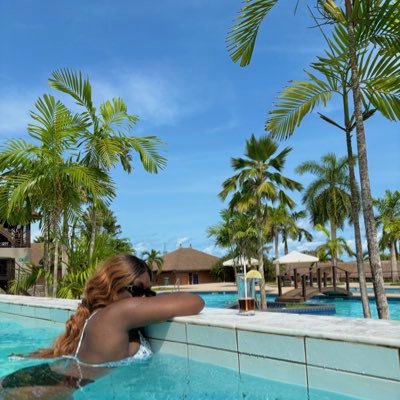 • beautiful and dangerous • MD • 🇬🇭 • sie sind nicht Gott ✨