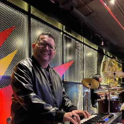 araujojuan2008's profile picture. Siempre vienen tiempos mejores!