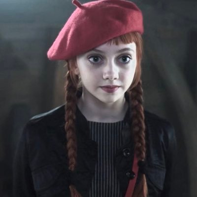 +21 ✍🏻 #WednesdaySeason2RP {canon no lewd} sneaky and mischievous ~ vanisher FC - Evie Templeton