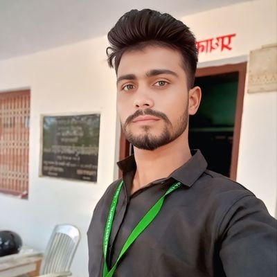YadavAbhis17613's profile picture. Abhishek whishes FBS Azamgarh up 50 mumbai MH04 Delhi police 🚨