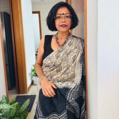 A food blogger who loves to cook, read, travel, music. I am at https://t.co/SOHcUH3D6y, https://t.co/kpXA6BKit3