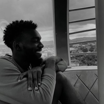Football enthusiast // 6’5” // Photographer // Data Entry Specialist // CSR // Medical Canvassing Specialist // Lead Generation Specialist