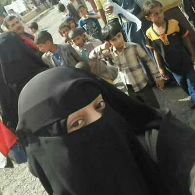 الحظر ، والكتم ، والحذف ،وإلغاء المتابعة هي رعاية ذاتية ، ووسائل للسلام الداخلي وسور بينك وبين الأذى فلا تبخل بها ع نفسك وصحتك متى ما احتجت إليها .!