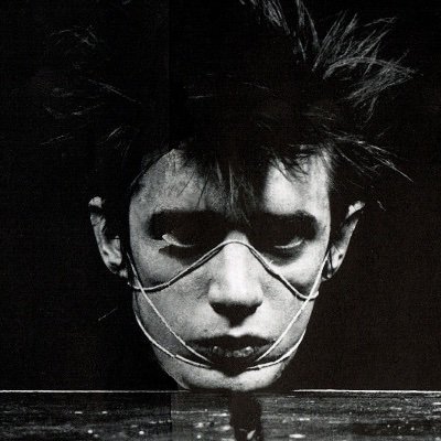 — ⚙️ ❝ FRIEND OR FOE , YOU NEVER KNOW ! ❞
𝄞 MUSICPILLED PUNK INDUSTRIALIST FREAK ☣︎ FAN OF KRAFTWERK & DAVID BOWIE ☣︎ I’M A GENTLEMAN ☣︎ LIVIN ON MARS 𝄞