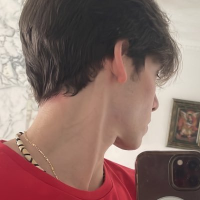 lxpez_5's profile picture. Love is Blue