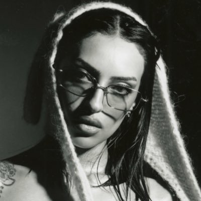 mayahalkhateri's profile picture. 