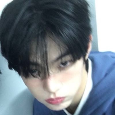 pshIuver's profile picture. 