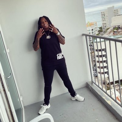 I told my momma I’m ona mission to take over the streets 👿💯💰 Rest up to my grandfather 🙏🏾 Rest Up Mookie 💔🕊R.I.P to the Guys they in Heaven Now👼🏽🙏🏾