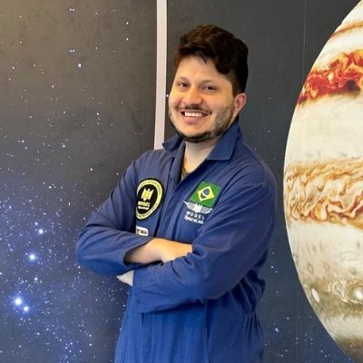 tiagosinatra's profile picture. Engenheiro de Software 👨‍💻 | Java Especialista ☕ | Astronauta Análogo 🚀