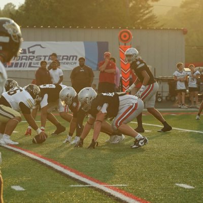 God 1st | 6’3’270 football De track/Shot-Put Class of 2028 power clean 295 squat 590 bench365 contact info/770-546-6282,FBU,Ga Elite Classic B2c@worthington2009