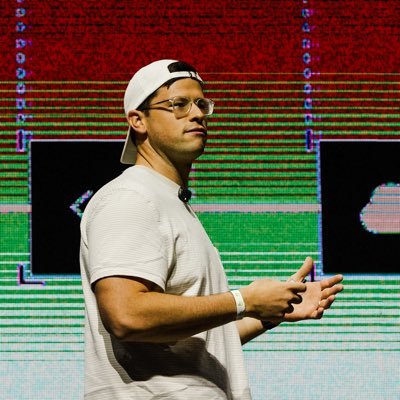 Design Engineer @snowflake (via @crunchydata) — Head Coach @terminaldotshop — Married to the girl of my dreams @littlealison93 — Psalms 118:24
