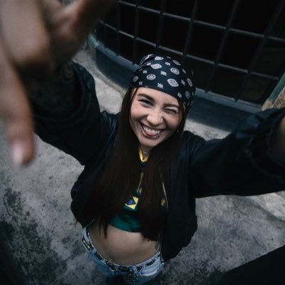 pendeja,traumada, pacheca y pa rematar, dj/productora