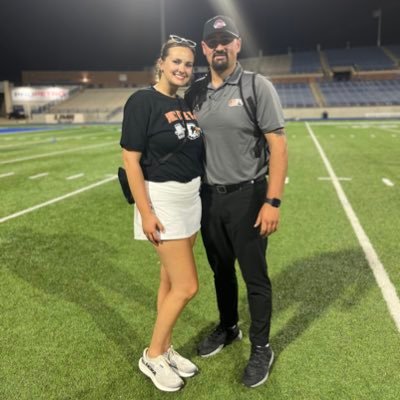 Assistant Offensive Line Coach @UTPBFootball #FAMILLY