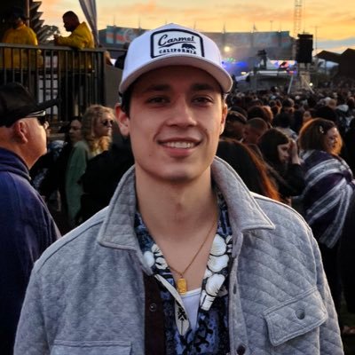 Sr. Designer @yahoosports (Yahoo Fantasy Forecast) | #ChapmanU Alum 🐾