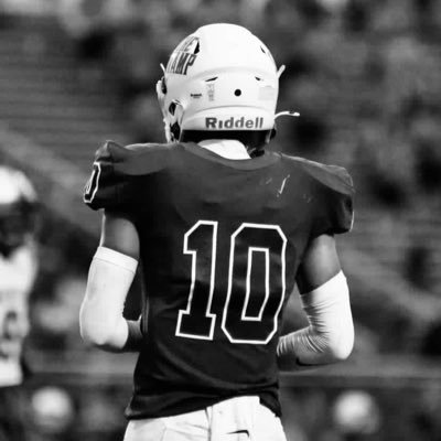 Height: 5’11 Weight: 156 Class: 2027 POS: Corner Back High School: Lakewood Gators