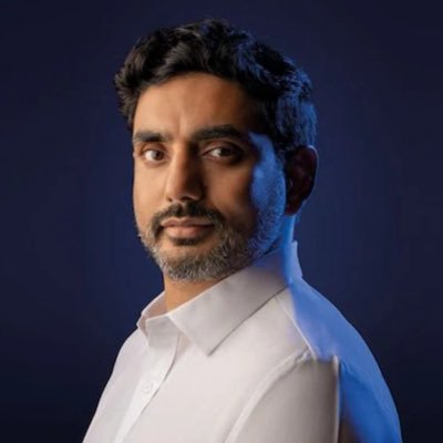 petaveeran's profile picture. 👨‍🎤