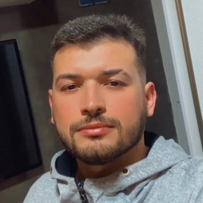 alvez_19's profile picture. 25 anos passando raiva