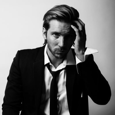 MrKdashh's profile picture. 22y//. She/her // Eng/PT-BR // MrKdash// i’m totally obsessed with Death Stranding and Higgs Monaghan. // love you, byee‼️☝️🤓