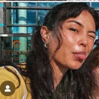🐝YELLOWJACKETS SIMP🐝 (Lottieshauna piled!) Im going to meet Sophney in October!~Lezzing out Over Courtney Eaton & Sophie Nélisse💕