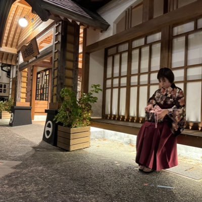 nato_nc25's profile picture. "普通"に馴染めず、たくさん遠回りしてきた会社員。専門中退▶︎介護職▶︎2年以上の休養期間 │ NC25期 │"自分のあり方"を探す旅の気づきや学びを呟きます。Xでは日々の気づきや思考のメモを。同じような方、ぜひ繋がりましょう☕️ 無言フォロー大歓迎 ▼心の軌跡はInstagramで|ポートフォリオ公開中