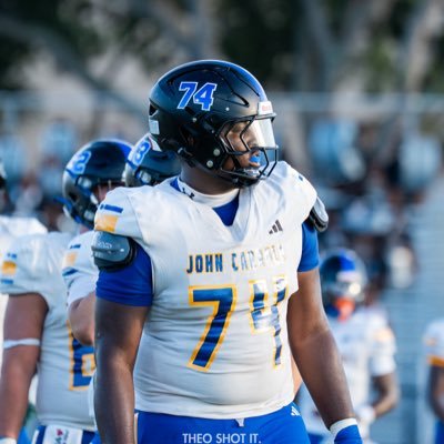 |John Carroll Catholic FL 2027 |4⭐️OL 6’5 315Ib| |3.3gpa| agent: @ShawnODare