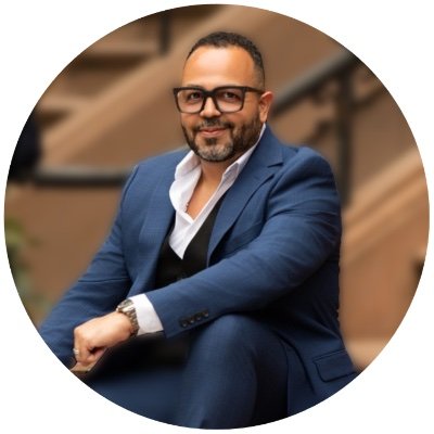 rafaelsellsny's profile picture. 🌆 NYC Real Estate Pro🔑 @ SERHANT. | Investment & Family Homes | Sellers & Buyers | Tech-Forward | Bilingual | #NYCRealEstate #LatinoRealtor
