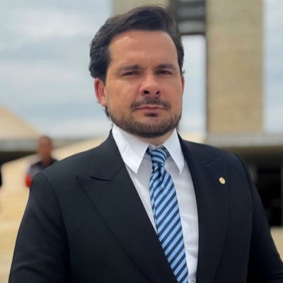 Capitão Alberto Neto Profile