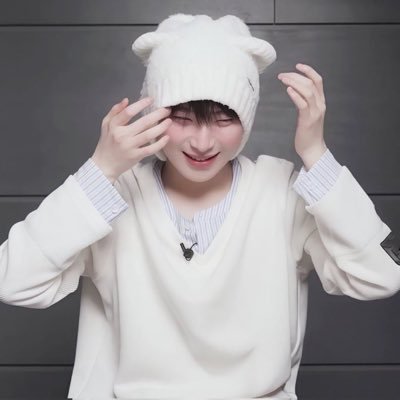 i ♥️ nong oun #순우 ▶️ #성훈 ( fan account ) ໒꒰ྀི∩˃ ᵕ ˂∩꒱ྀི১ ✨🫧