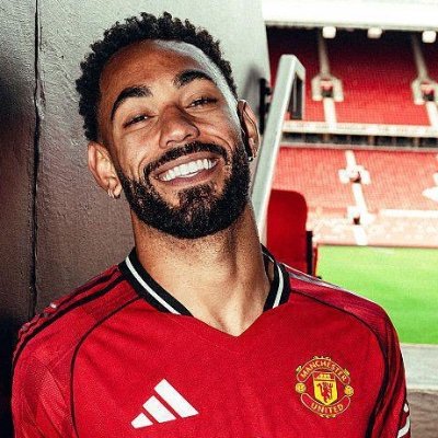 @ManUtd ❤️ Tweets as a fan, for the fans ✍🏻