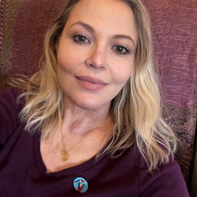 Human rights advocate, feminist, clinical psychologist, ☮️ Advocate for trauma survivors. Together we stand for PALESTINIANS ✊🏼🇵🇸