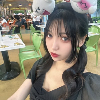 自販機よりでかい女といえば私
握力も73Kgあるし、次の霊長類最強候補です
何度でも立ち上がります