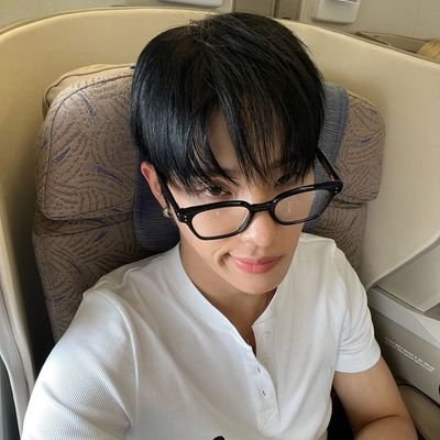 Solo somos 8 piratas homosexuales y yo contra el mundo
— Ateez hermano ya eres mexicano 🇲🇽
✨230823/25✨ @ATEEZofficial ♡ @P1H_official