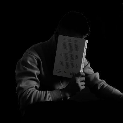 CampusConfessor's profile picture. Mun is 21+ | Fandomless & literate.