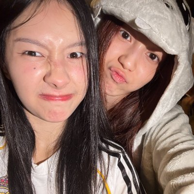 SayangMilkLove_'s profile picture. sub account 1.0 for MilkLove 💚🩷 #WhaleStoreXOXO old magazine. 🐳🦭Support Milk Pansa and Love Pattranite.