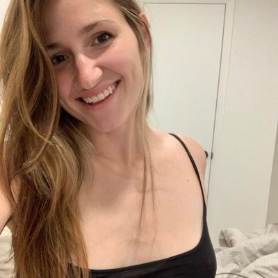 my friends call me Eli and I love to make people so happy ☺️