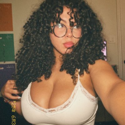 turn my notifications on for a surprise 🤫🇩🇴
my private: @callmejazllynn