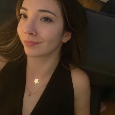 zishoworld's profile picture. 