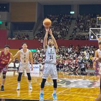 ミミ (@ibb8kr2d2ic3pom) 's Twitter Profile